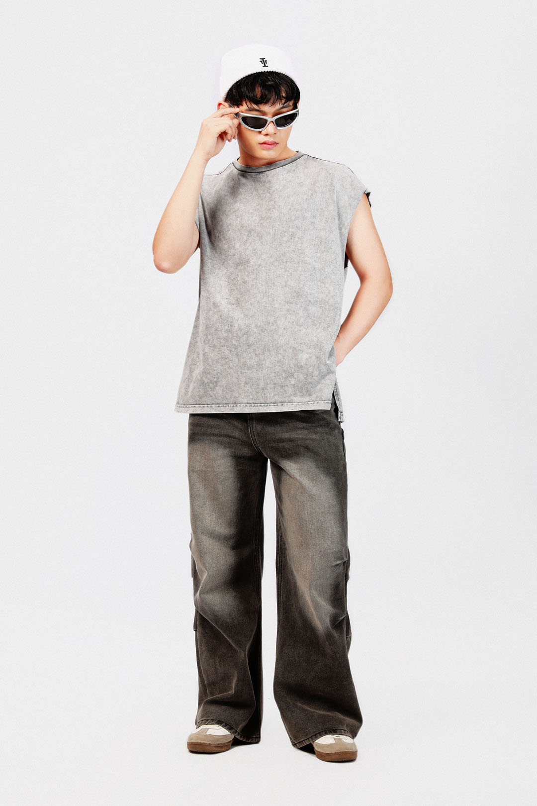 Straight Fit Jeans | TEN11